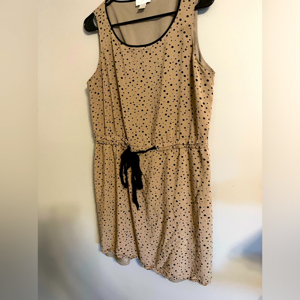 Loft - Women’s Dress - Tan and black - Size: Petite Large